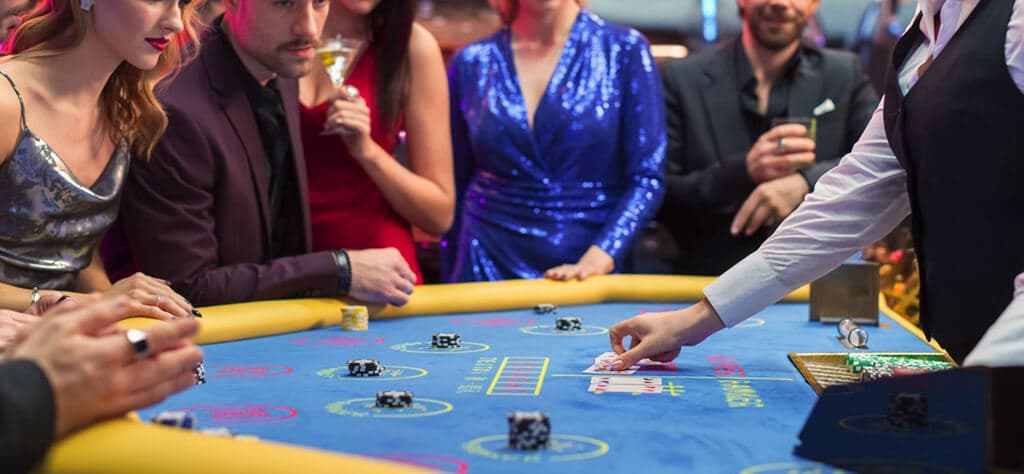 HOW TO PLAY BACCARAT FOR BEGINNERS